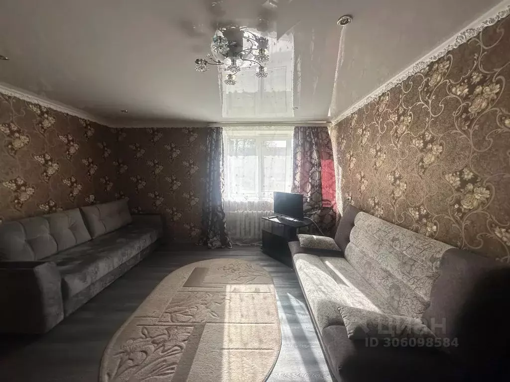 1-к кв. Смоленская область, Ярцево ул. Максима Горького, 28К3 (50.0 м) - Фото 1