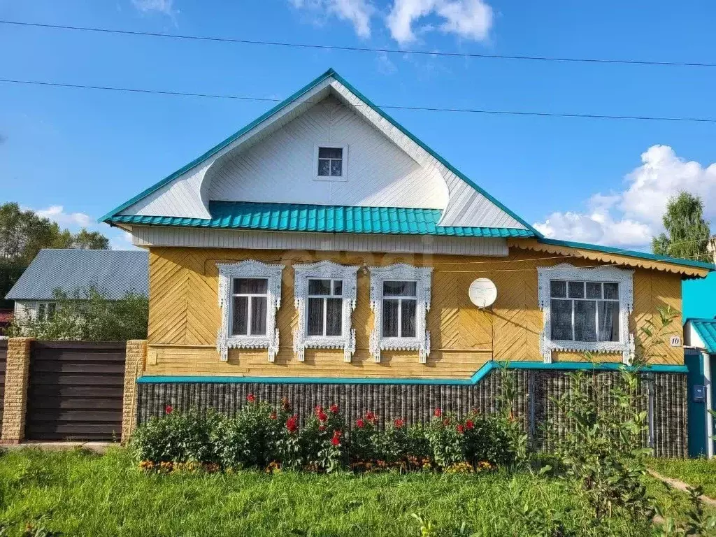 Дом в Удмуртия, Можга Можгинский район, ул. Устюжанина, 10 (75 м) - Фото 1