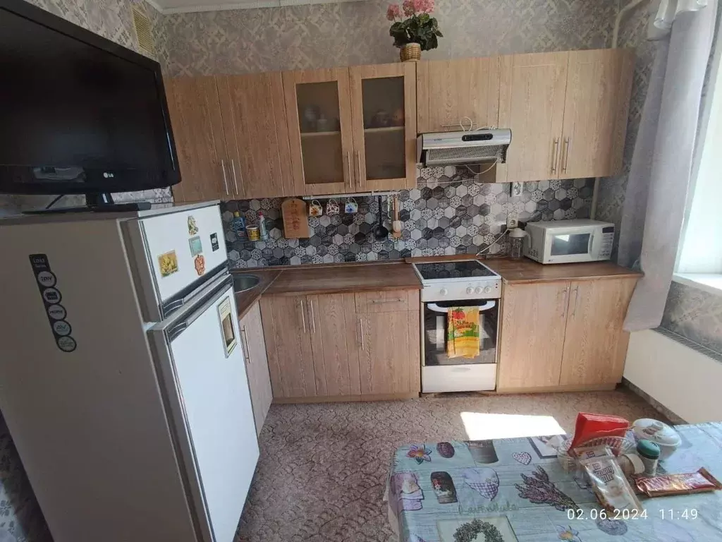 1-к кв. Курганская область, Курган Заозерный жилрайон, 4-й мкр, 20 ... - Фото 1