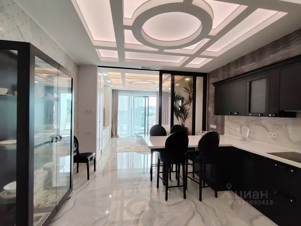 3-к кв. Краснодарский край, Сочи Центральный мкр, ул. Первомайская, 19 ... - Фото 1