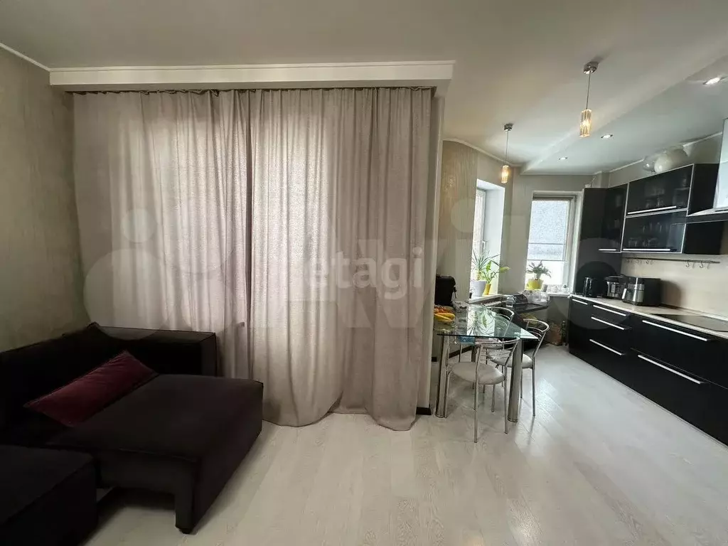 3-к. квартира, 80,9 м, 2/9 эт. - Фото 1