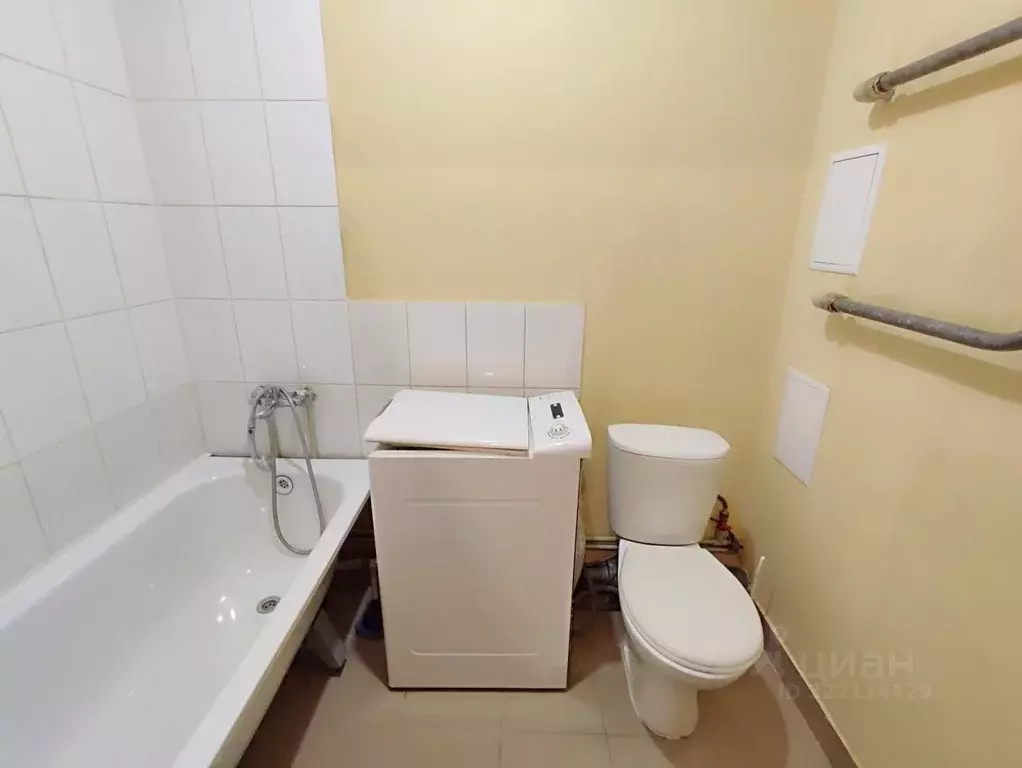 Студия Кировская область, Киров Садовая ул., 6А (23.0 м) - Фото 1