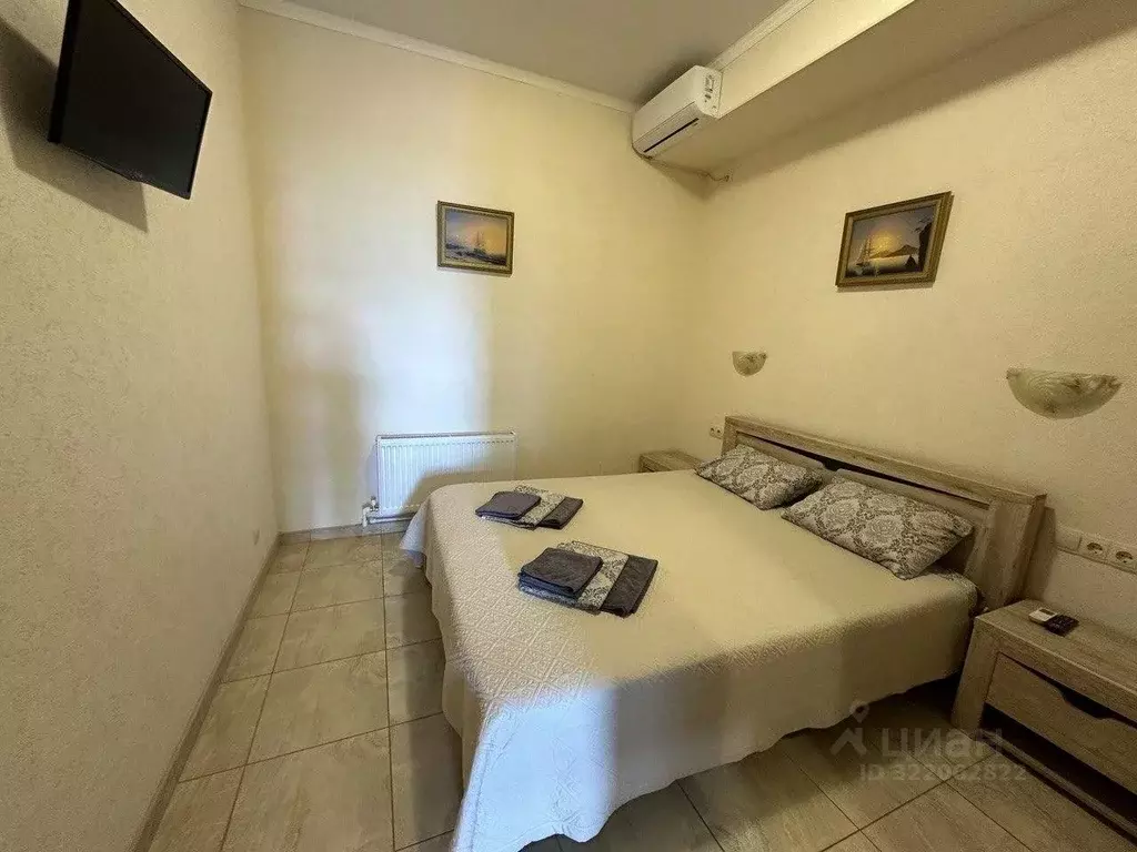 Комната Крым, Феодосия ш. Керченское, 76А (15.0 м) - Фото 1