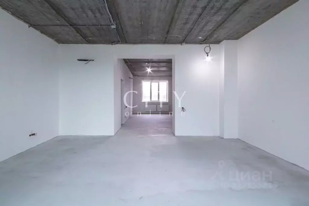 Офис в Тюменская область, Тюмень ул. Малыгина, 2 (250 м) - Фото 0