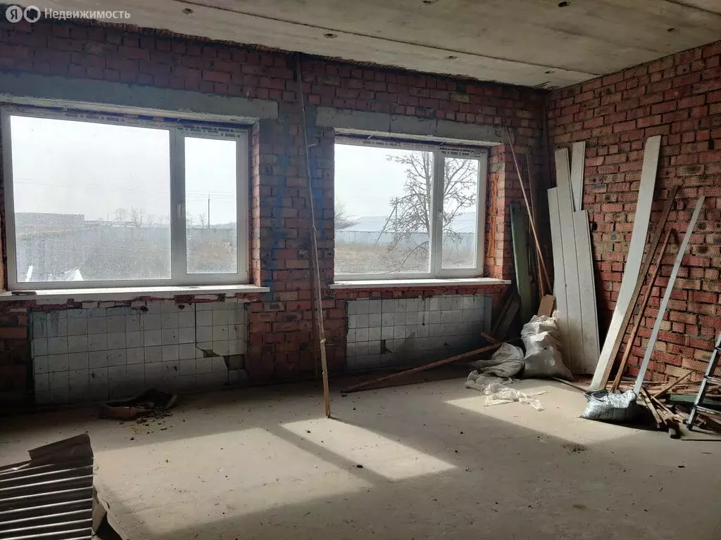 Дом в Комсомолец, Комсомольская улица (200 м) - Фото 0