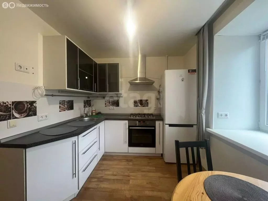 2-комнатная квартира: Йошкар-Ола, улица Димитрова, 66 (59 м) - Фото 1