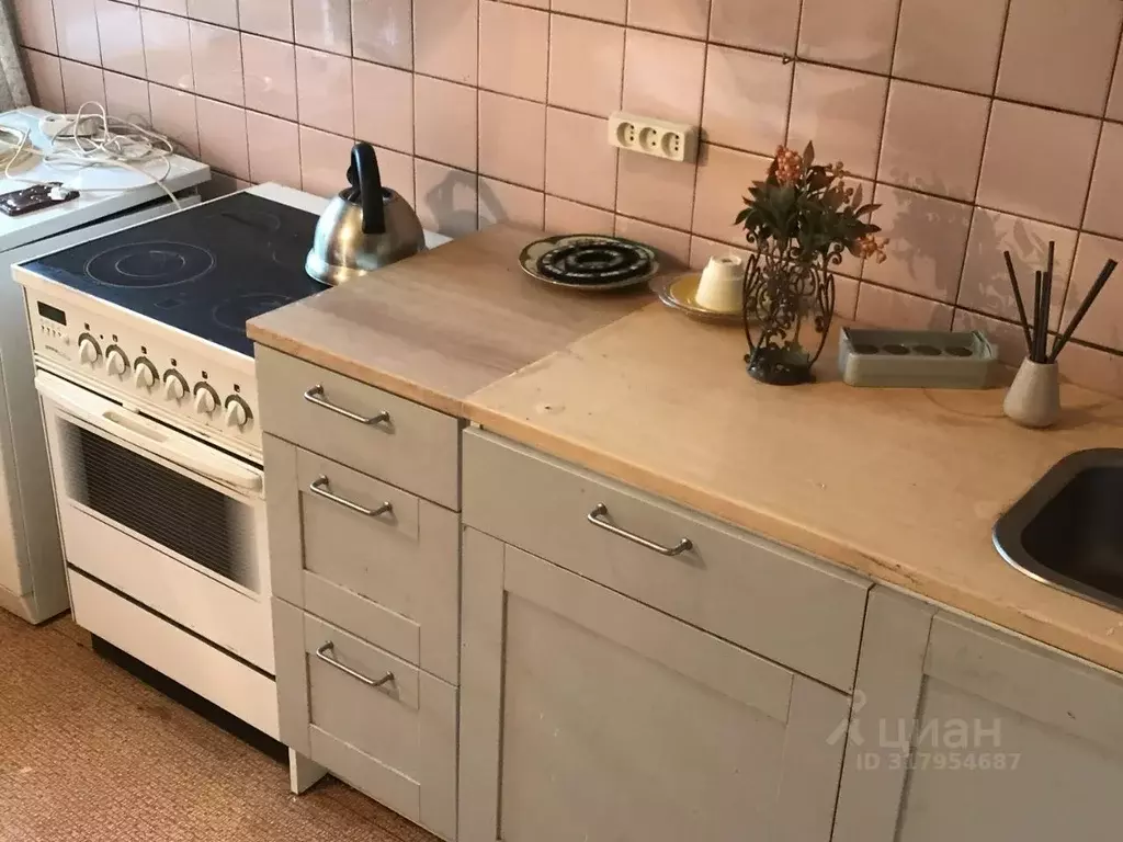 2-к кв. Москва Котельническая наб., 33К1 (62.0 м) - Фото 0