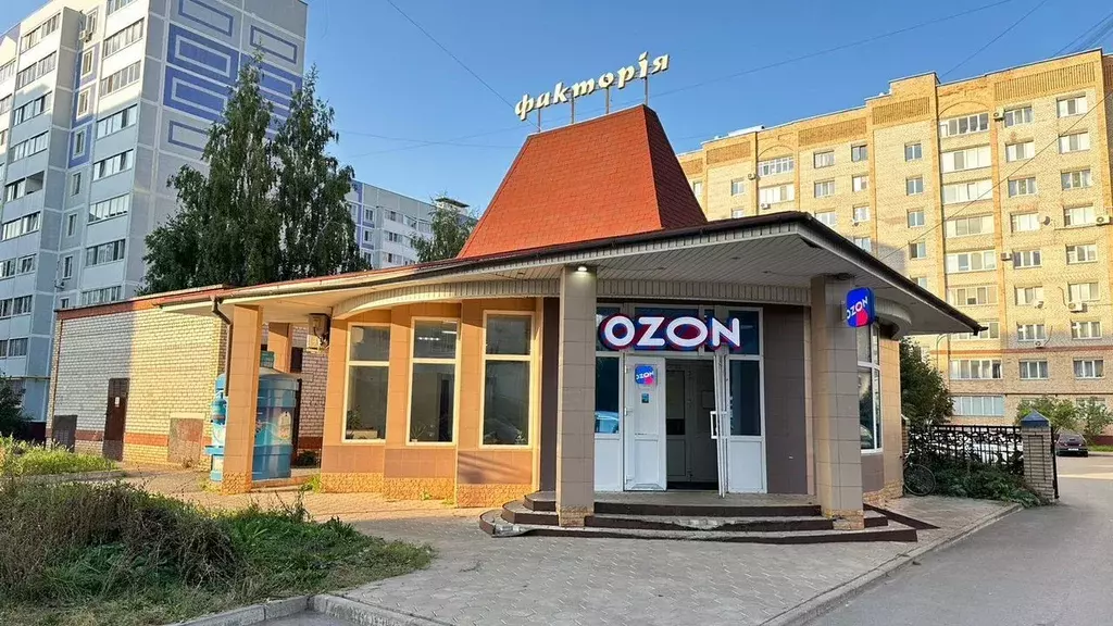 Помещение свободного назначения в Татарстан, Нижнекамск просп. ... - Фото 1