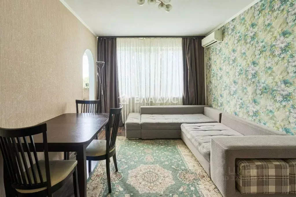 3-к кв. Санкт-Петербург ул. Добровольцев, 62К1 (65.5 м) - Фото 1