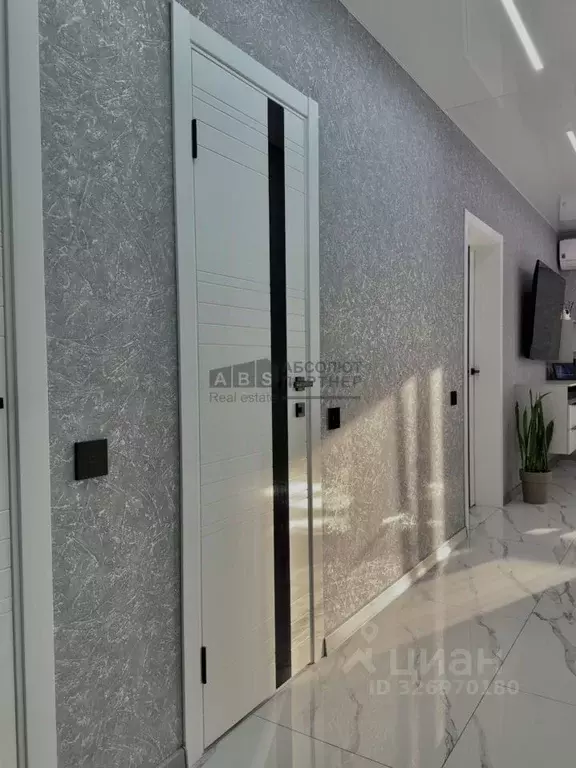 3-к кв. Новгородская область, Великий Новгород ул. Вересова, 7к2 (73.0 ... - Фото 2