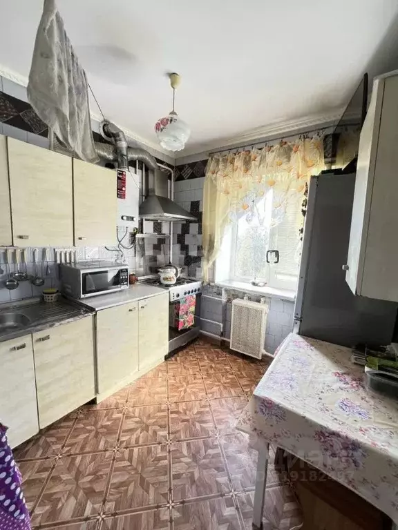 2-к кв. Адыгея, Майкоп ул. Жуковского, 55 (42.6 м) - Фото 0
