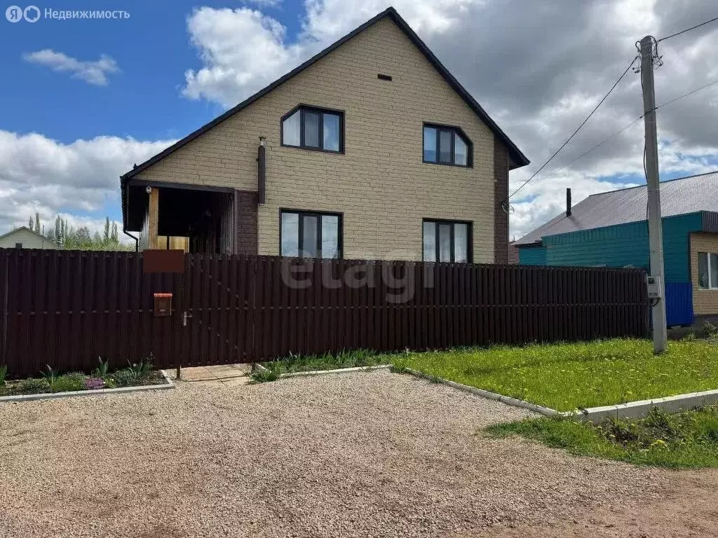Дом в Бирск, улица Суворова (152.6 м) - Фото 1