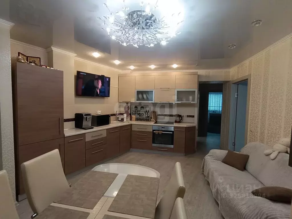 3-к кв. Кемеровская область, Юрга ул. Машиностроителей, 55 (54.1 м) - Фото 1