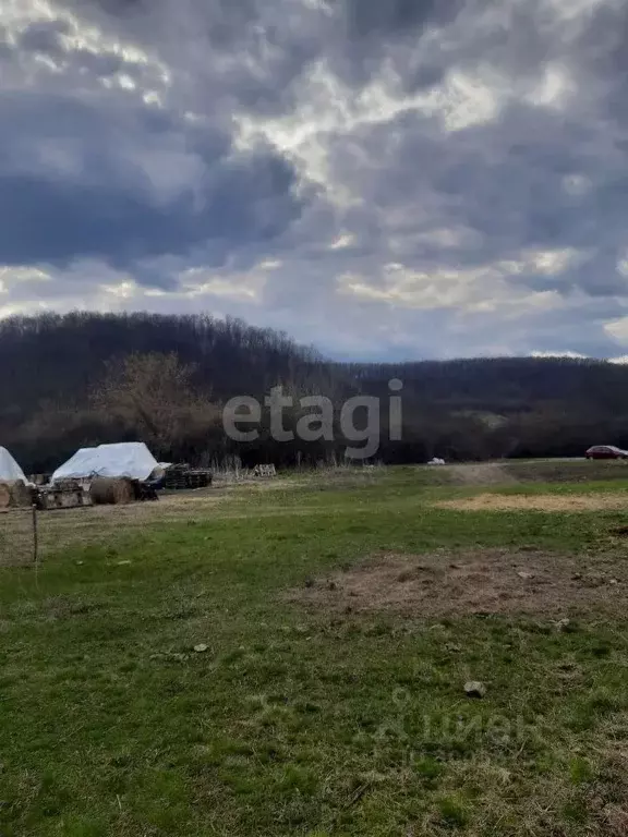 Участок в Белгородская область, Валуйский городской округ, с. Старая ... - Фото 1