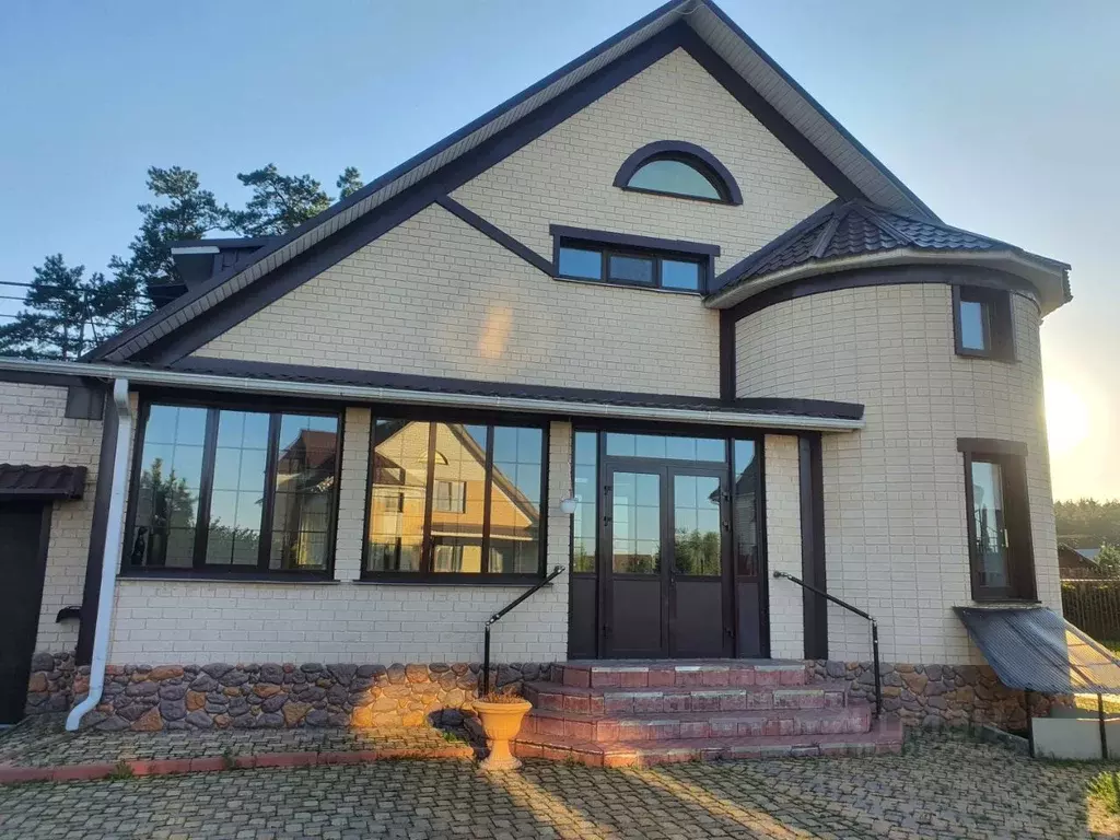 Коттедж в Алтайский край, Первомайский район, с. Бобровка, Кедр мкр  ... - Фото 1