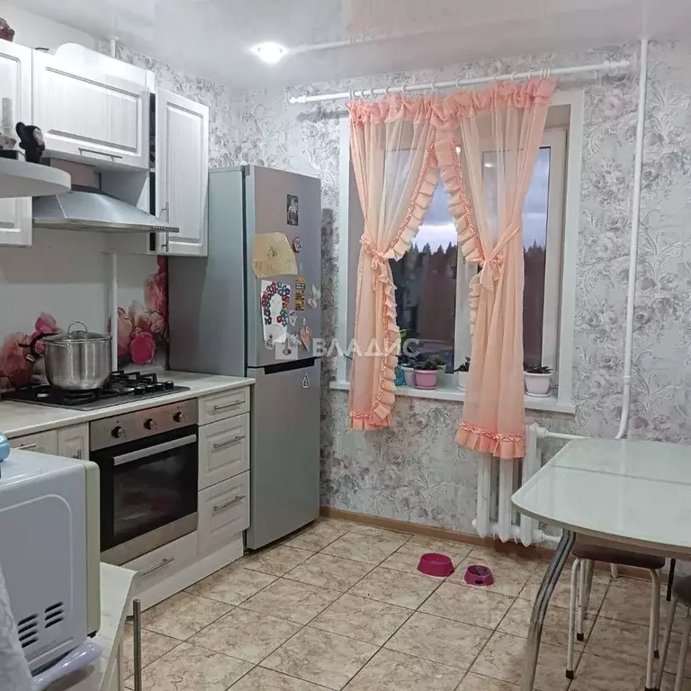 3-к кв. Коми, Сыктывкар Емвальская ул., 21 (67.8 м) - Фото 0