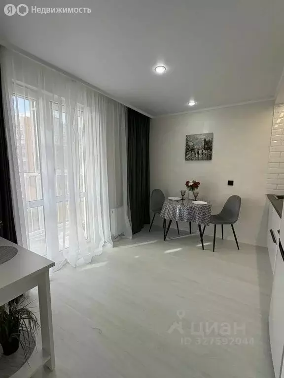 1-комнатная квартира: Новороссийск, улица имени Владимира Бута, 15к1 ... - Фото 1