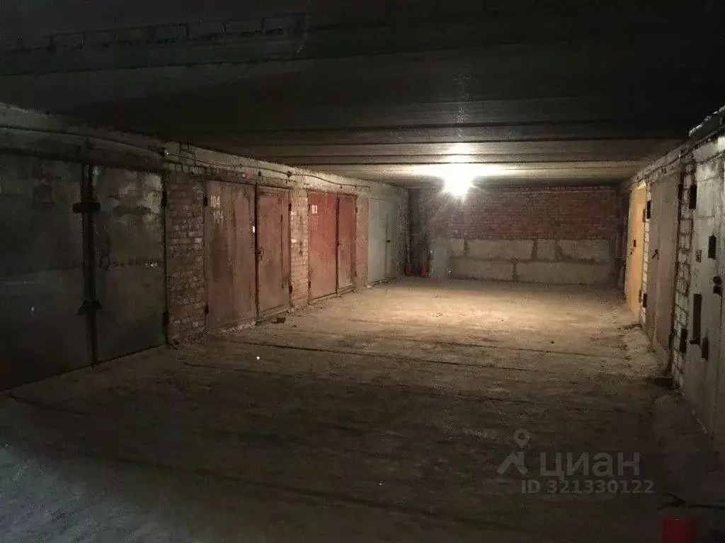 Гараж в Башкортостан, Уфа просп. Салавата Юлаева, 59 (18 м) - Фото 1