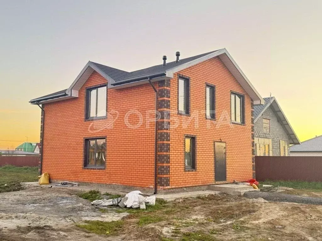 Дом в Тюменская область, Тюменский муниципальный округ, д. Ушакова ул. ... - Фото 1