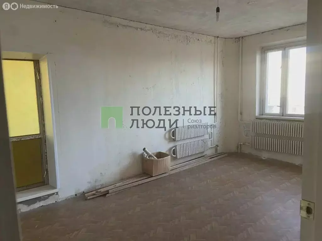 4-комнатная квартира: Белгород, 10-й микрорайон, улица 60 лет Октября, ... - Фото 1