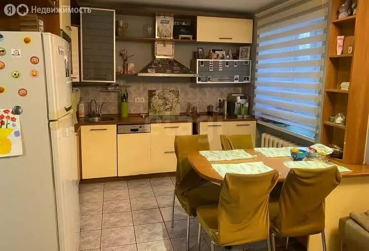 4-комнатная квартира: Тюмень, улица Циолковского, 15 (74 м) - Фото 2