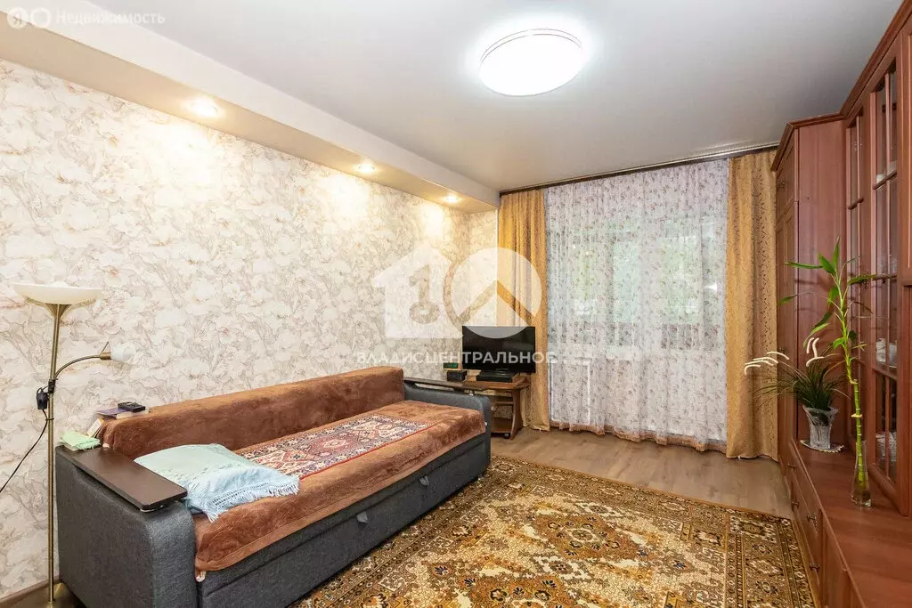 3-комнатная квартира: Новосибирск, Тенистая улица, 19 (59.5 м) - Фото 0