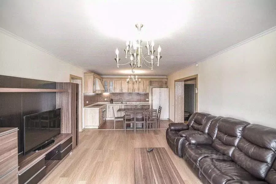 3-к кв. Сахалинская область, Южно-Сахалинск Зима жилмассив, ул. ... - Фото 2