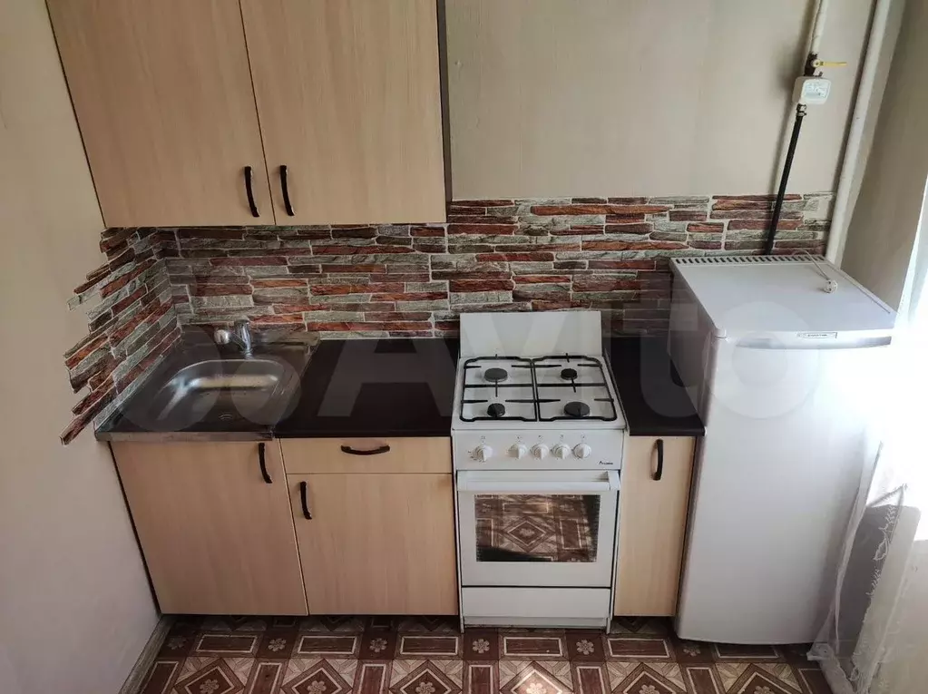 1-к. квартира, 30 м, 2/4 эт. - Фото 0
