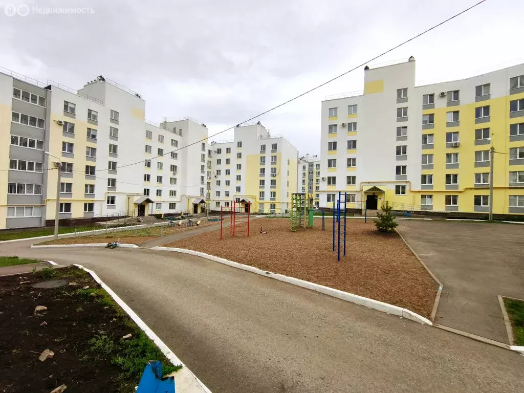 1-комнатная квартира: село Миловка, проспект Чижова, 5 (37.8 м) - Фото 1