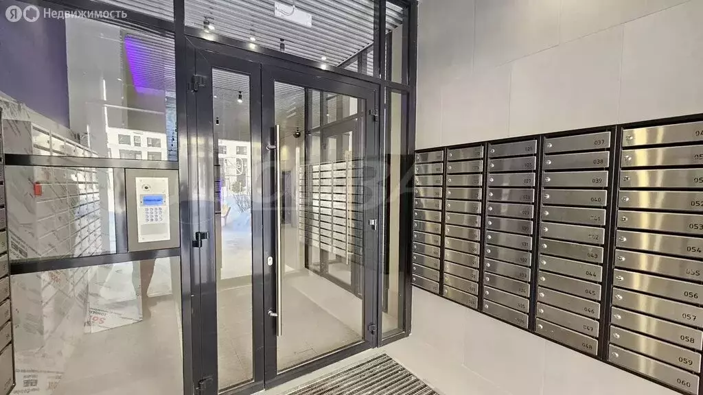 Квартира-студия: Тюмень, улица Евгения Войнова, 3 (22 м) - Фото 1