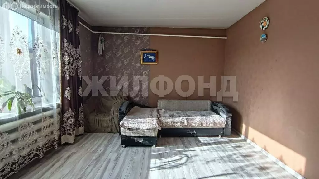 Дом в Кызыл, улица Беспалова (105.5 м) - Фото 1