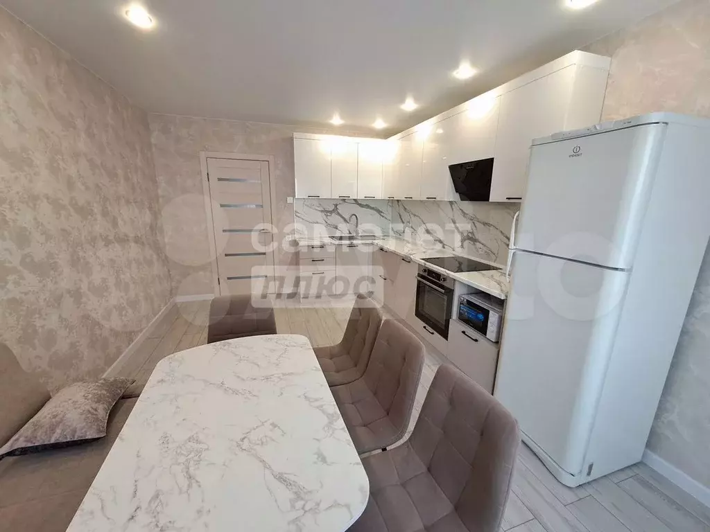 1-к. квартира, 52 м, 4/10 эт. - Фото 1