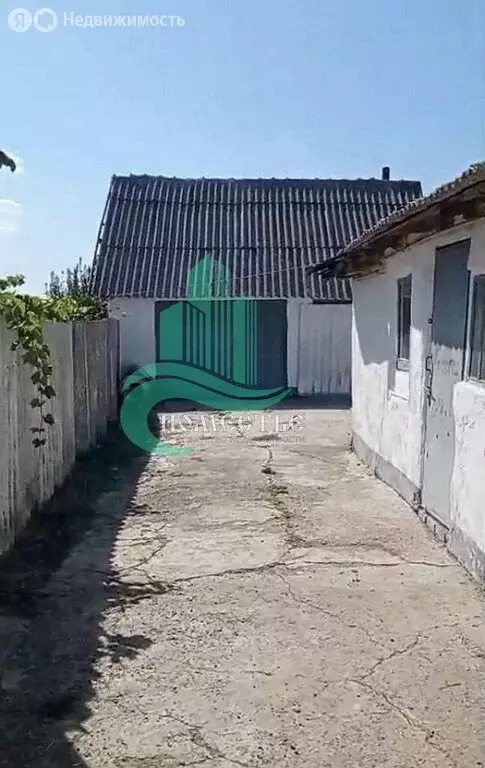 Дом в Джанкойский район, Рощинское сельское поселение, село Рощино (55 ... - Фото 1