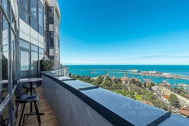 3-к кв. Краснодарский край, Сочи Центральный мкр, ул. Войкова, 21 ... - Фото 0