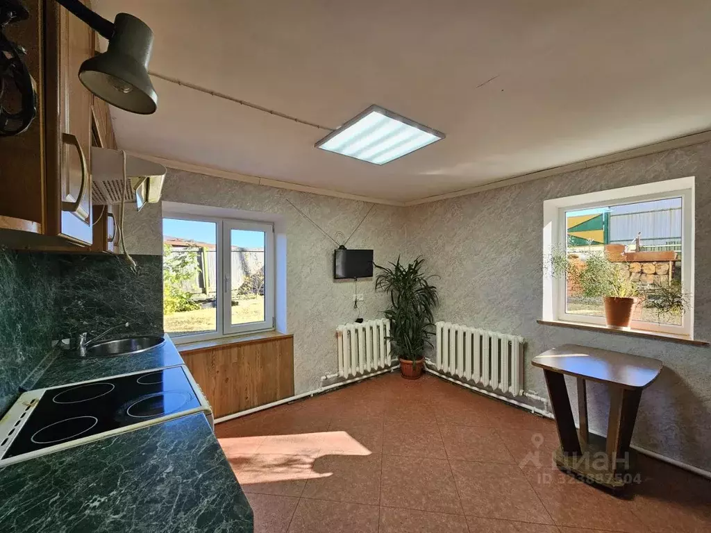 Дом в Магаданская область, Магадан ул. 2-я Сибирская, 16 (110 м) - Фото 2