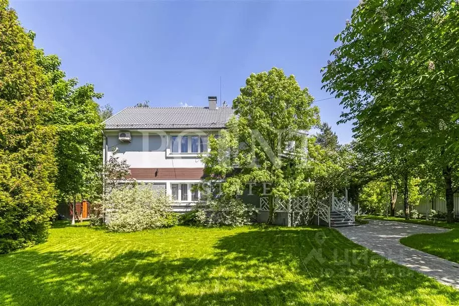 Коттедж в Московская область, Одинцовский городской округ, д. ... - Фото 1