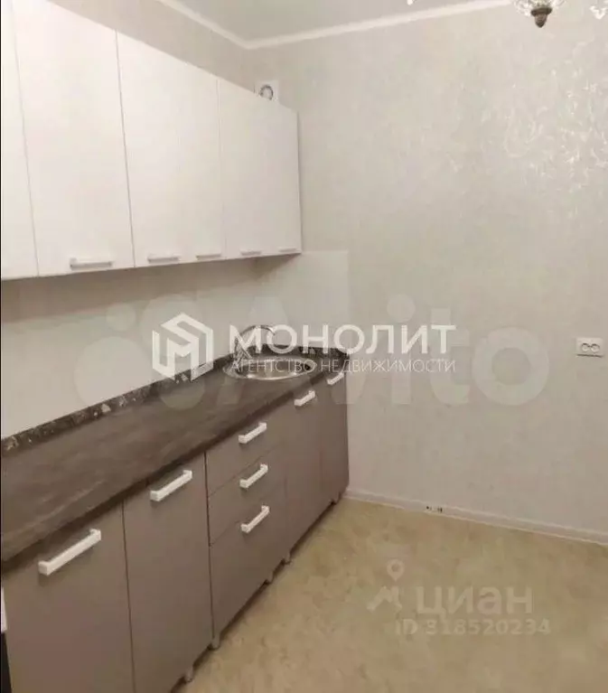 3-к кв. Белгородская область, Старый Оскол Степной мкр, 32 (90.0 м) - Фото 0