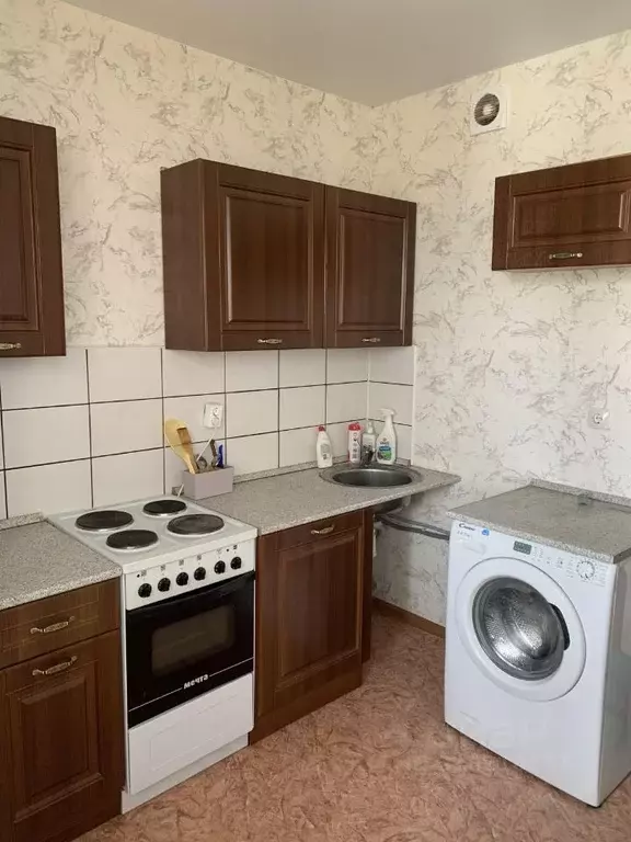 1-к кв. Татарстан, Альметьевск ул. Бигаш, 139 (39.8 м) - Фото 1