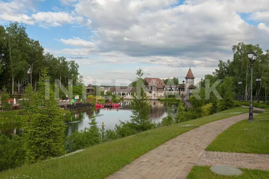 Участок в Московская область, Одинцовский городской округ, с. ... - Фото 2