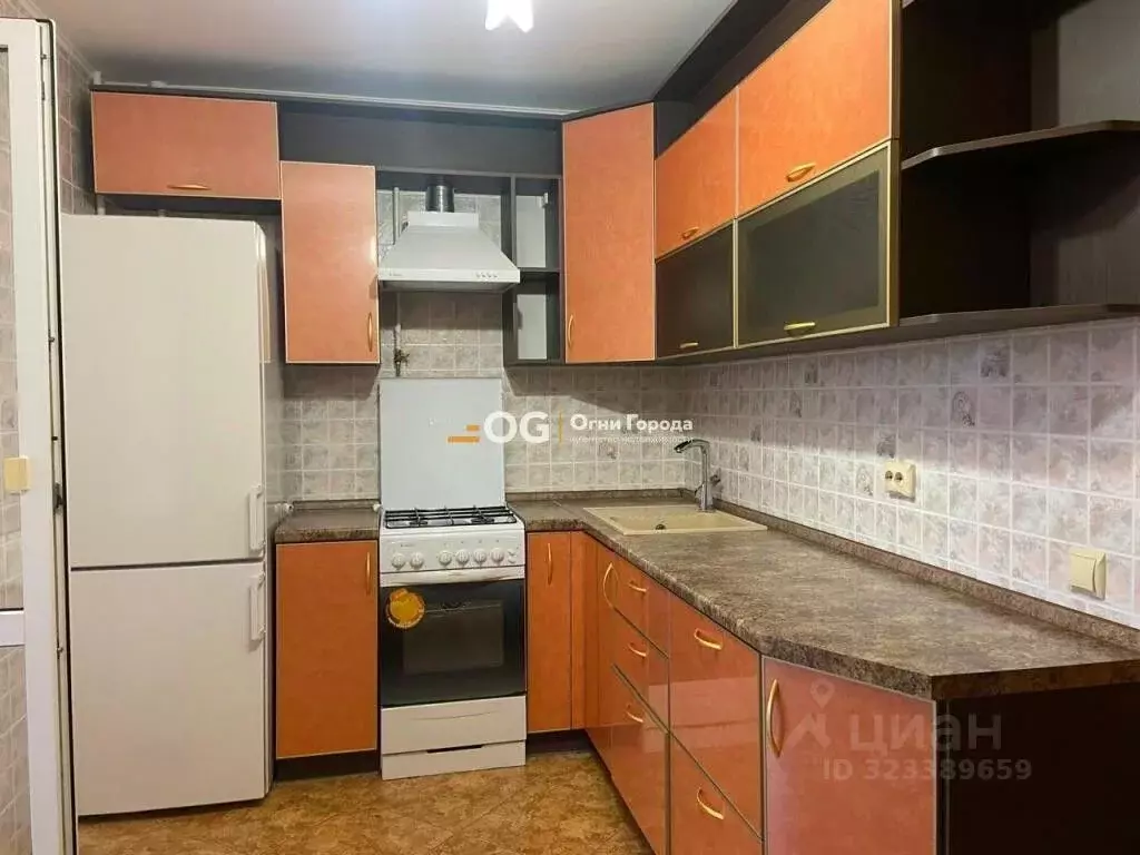 2-к кв. Брянская область, Брянск ул. Медведева, 56 (54.0 м) - Фото 1