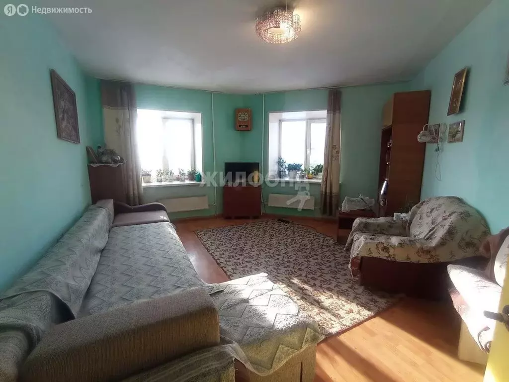3-комнатная квартира: Кызыл, улица Ооржака Лопсанчапа, 44 (78 м) - Фото 1