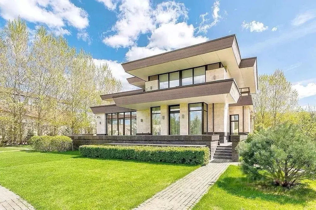 Дом в Краснодарский край, Сочи ул. Яна Фабрициуса, 2/24Г (460 м) - Фото 1