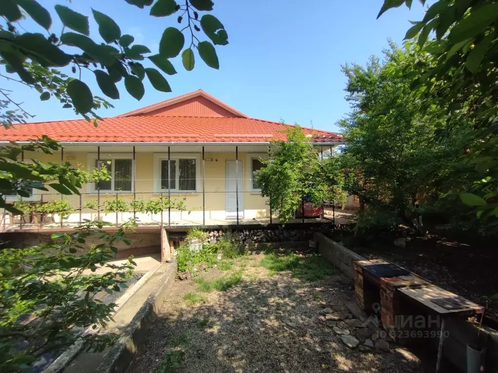 Коттедж в Крым, Симферопольский район, Добровское с/пос, с. Пионерское ... - Фото 2