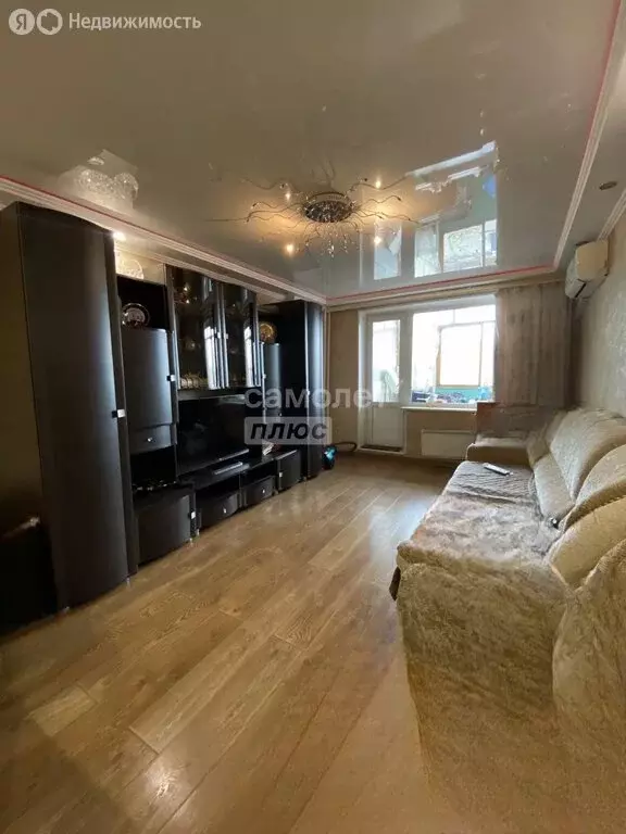 3-комнатная квартира: Челябинск, улица Молодогвардейцев, 70А (68.1 м) - Фото 2