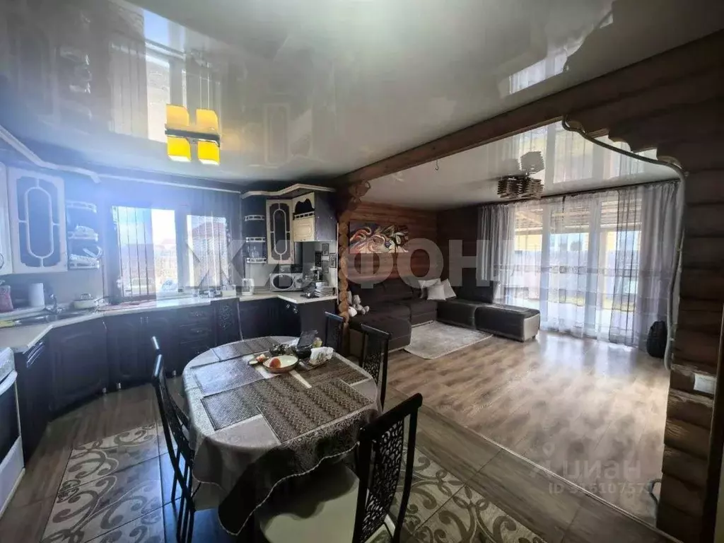 Дом в Хакасия, Усть-Абаканский район, с. Калинино ул. Живописная (120 ... - Фото 0