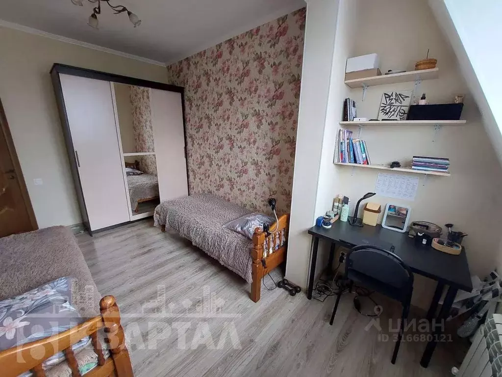 2-к кв. Краснодарский край, Новороссийск ул. Екатерининская, 2 (70.0 ... - Фото 0