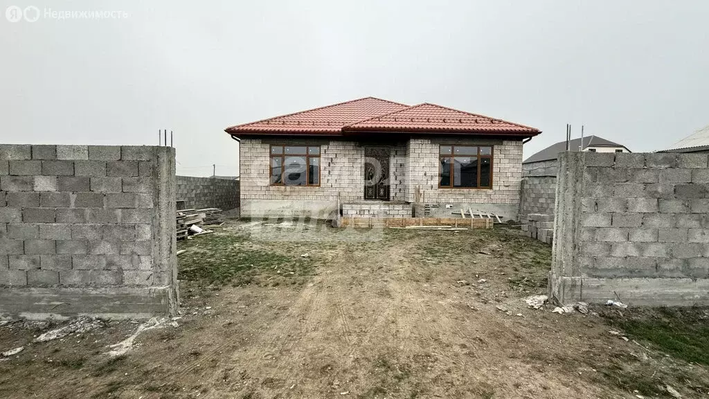 Дом в Республика Дагестан, Хасавюрт (170 м) - Фото 1