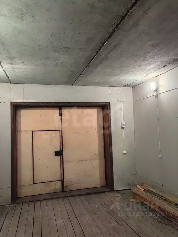 Гараж в Тюменская область, Тюмень Народная ул., 1 (23 м) - Фото 1