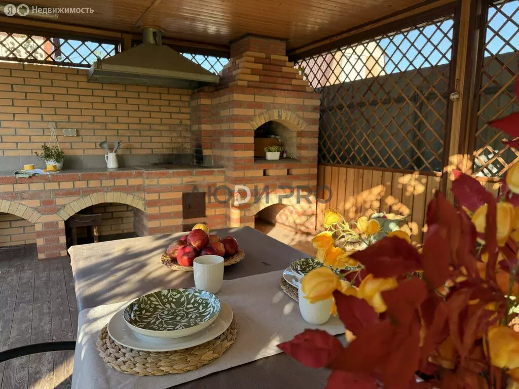 Дом в Саратовская область, муниципальное образование Энгельс, СНТ ... - Фото 0