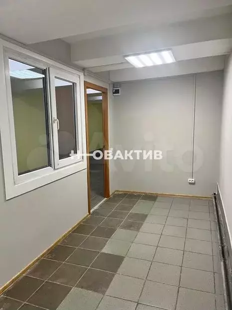 Сдам помещение свободного назначения, 10.1 м - Фото 0